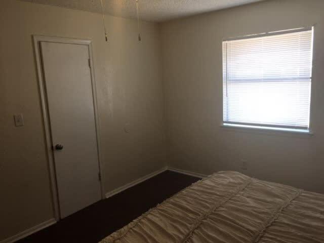 One Bedroom Close To Fort Sill! Lawton Bagian luar foto